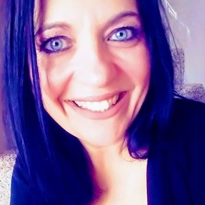 Meet your Posher, Shelly